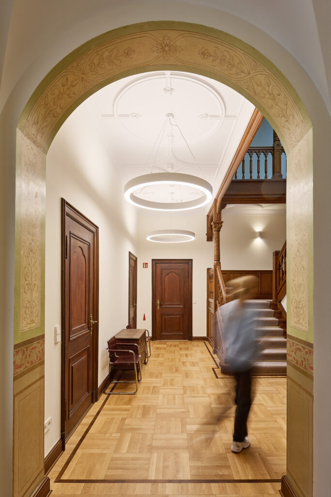 Foyer und Eingangsbereich Gartenstraße 7. Foto: © Olaf Mahlstedt